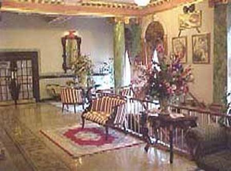 Clarion Inn & Suites Belleville Interior photo
